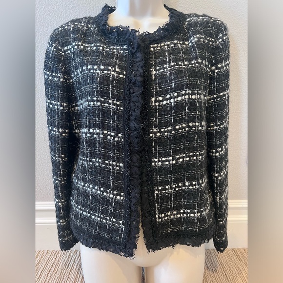 Carolina Herrera Collarlesss Metallic Check Tweed Crop Jacket - Picture 2 of 16